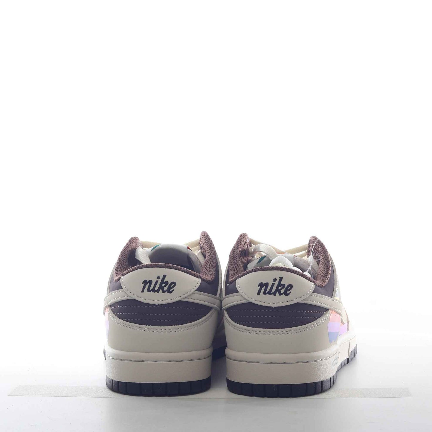 Nike SB Dunk Low