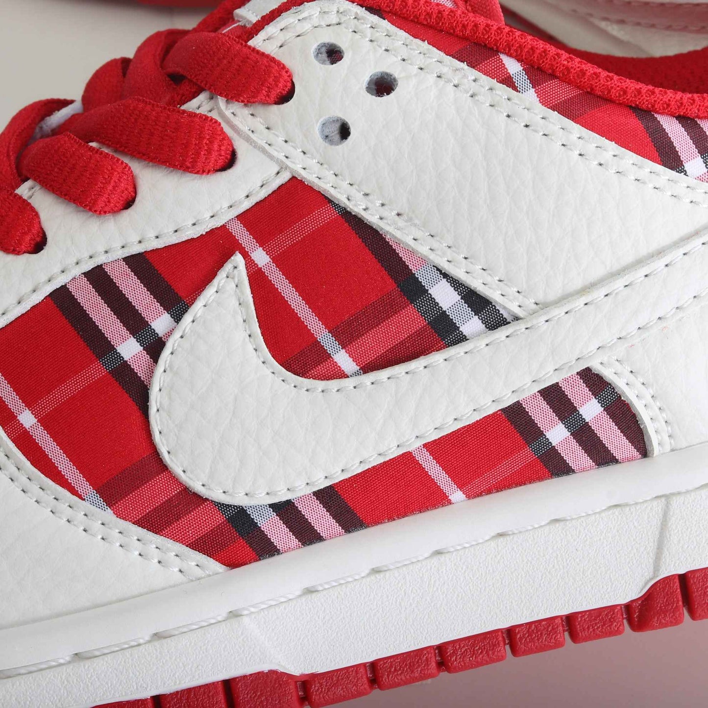 Nike SB Dunk Low