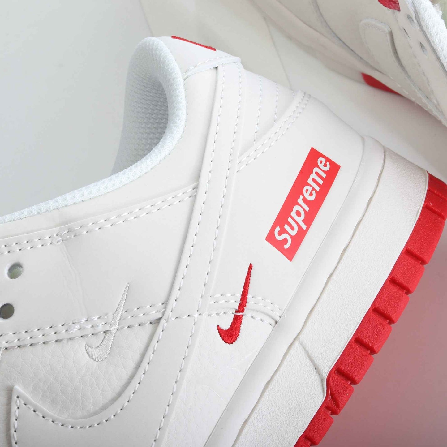 Nike SB Dunk Low