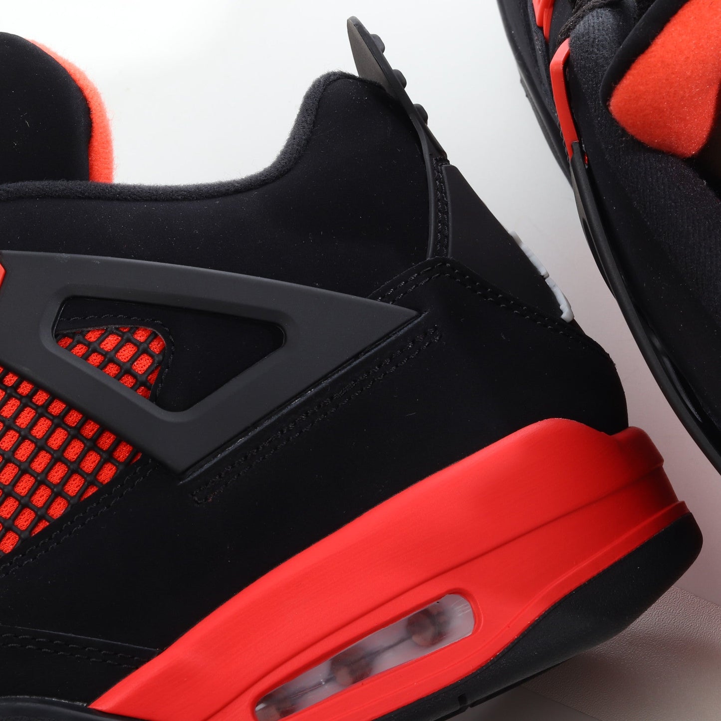 Nike Air Jordan 4 Retro Thunder Red