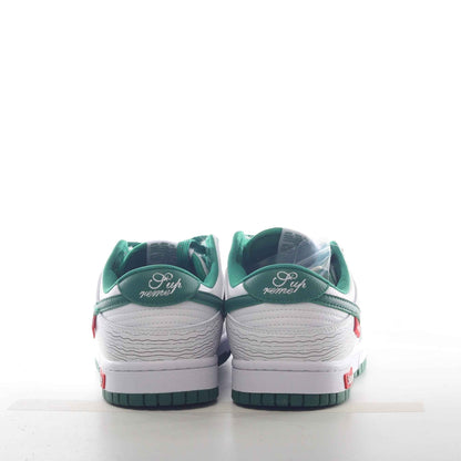 Nike SB Dunk Low