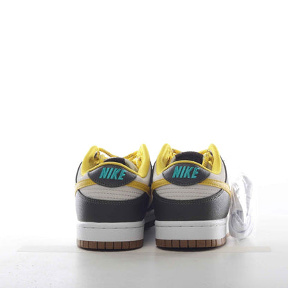 Nike SB Dunk Low