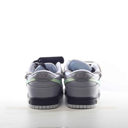 Nike SB Dunk Low