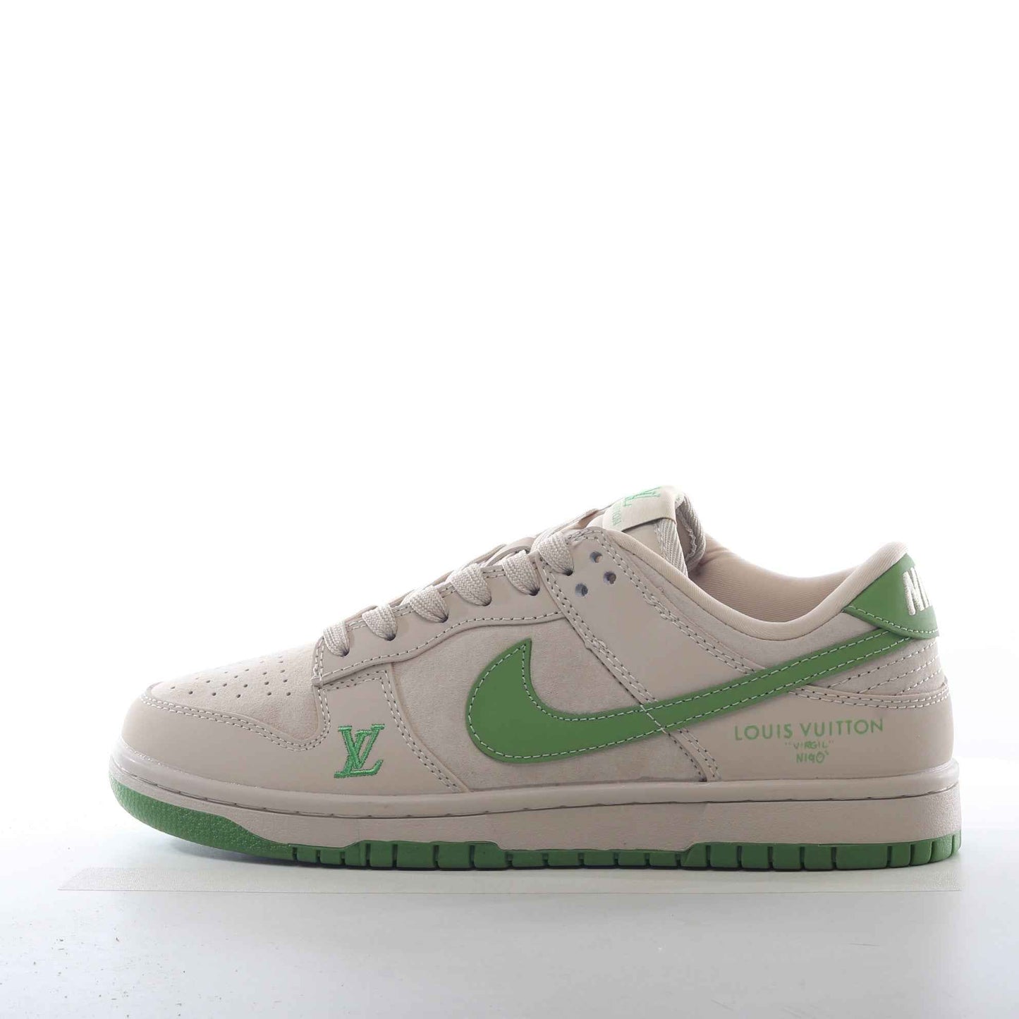 Nike SB Dunk Low