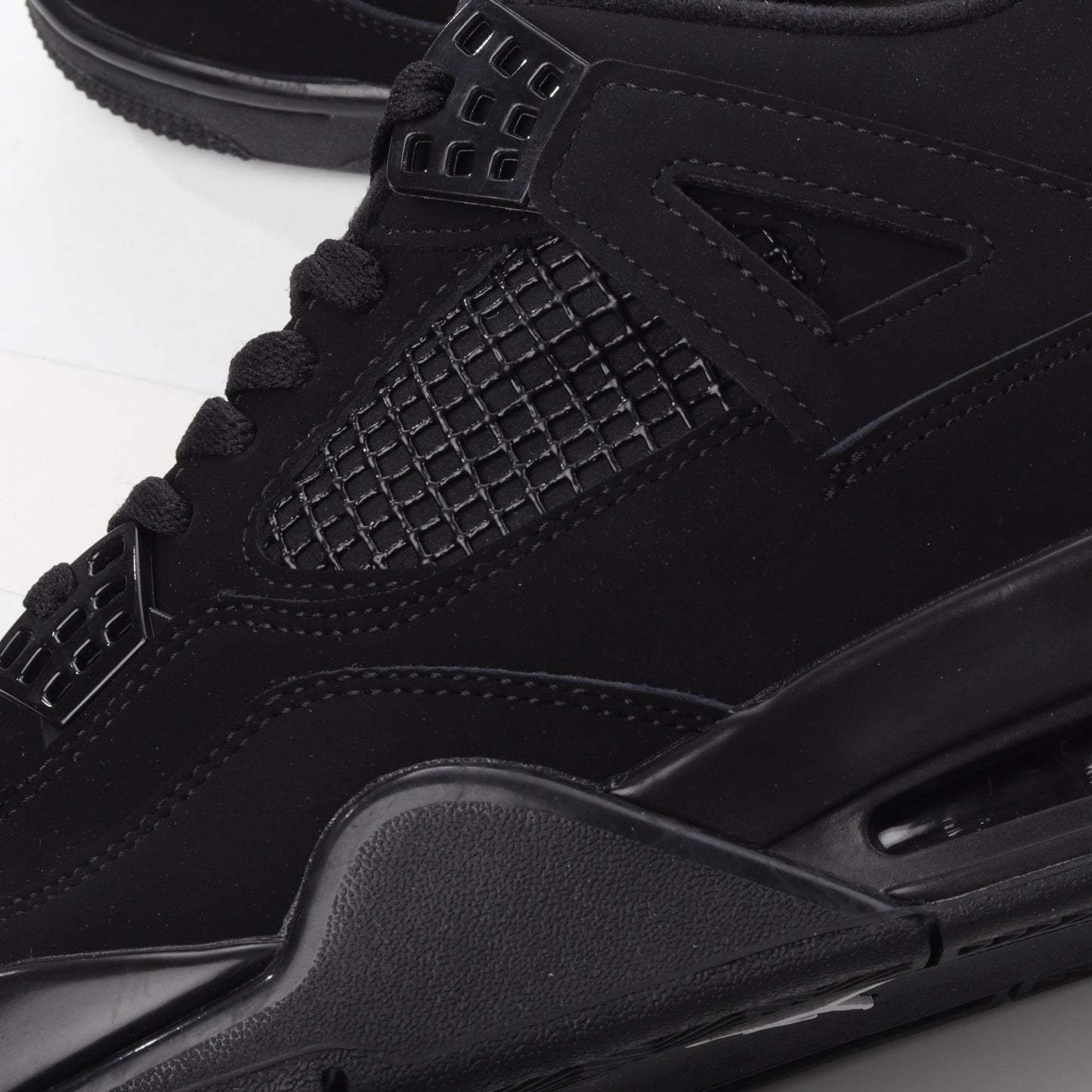 Nike Air Jordan 4 Retro Black Cat