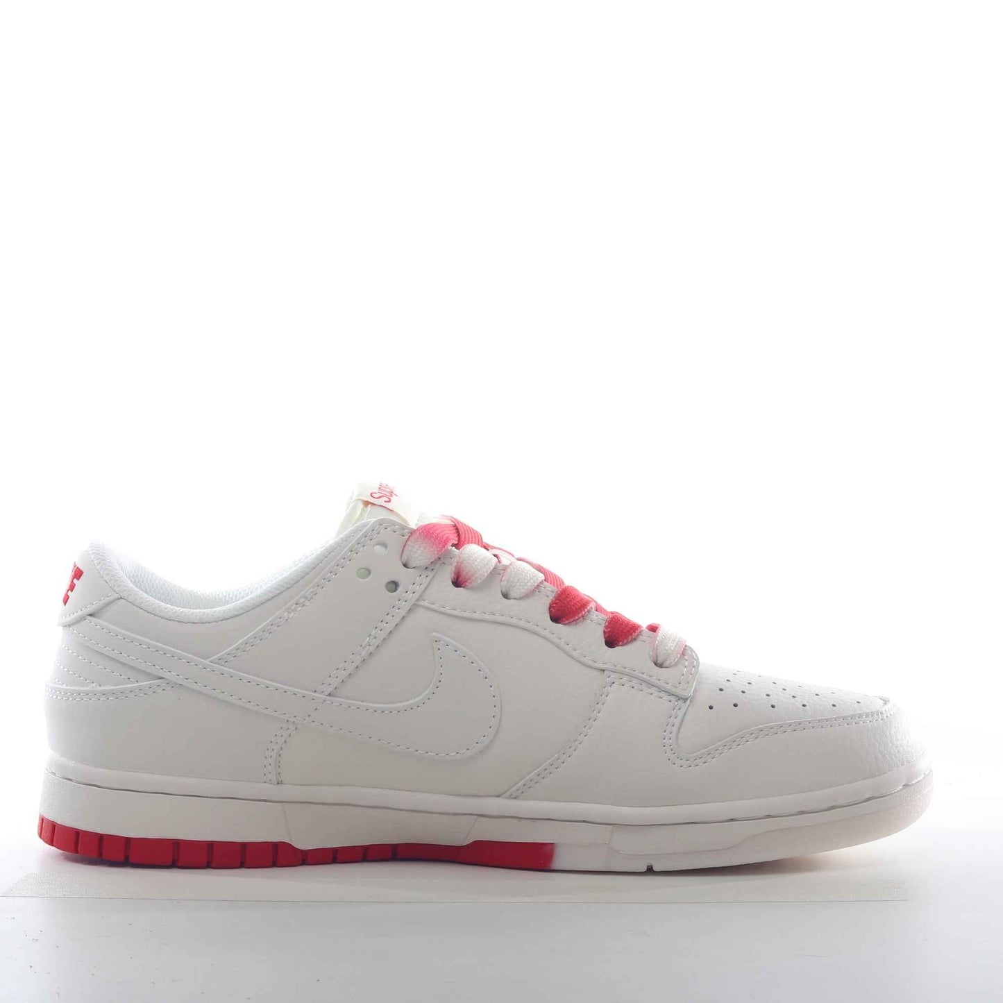Nike SB Dunk Low