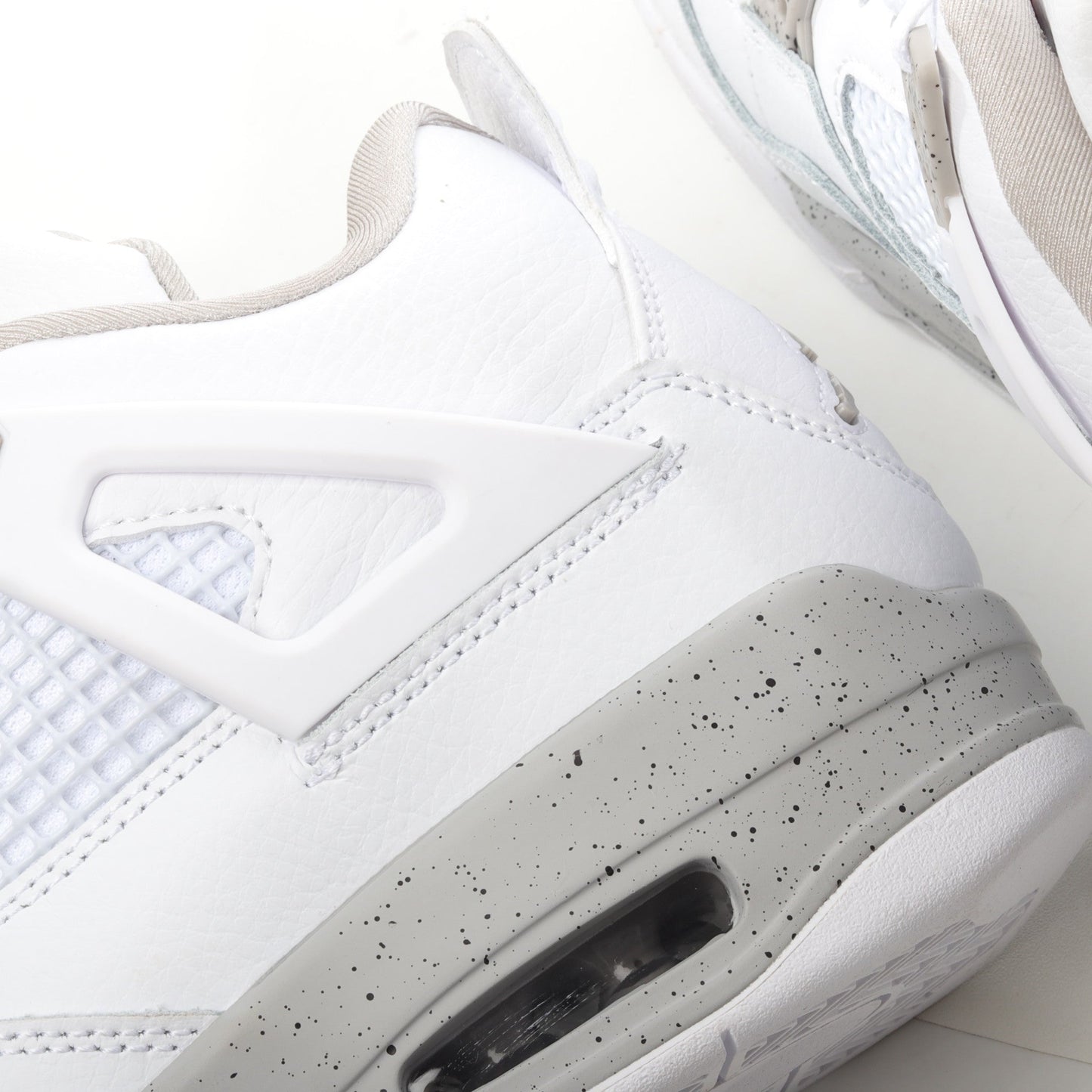 Nike Air Jordan 4 Retro Oreo / White Oreo