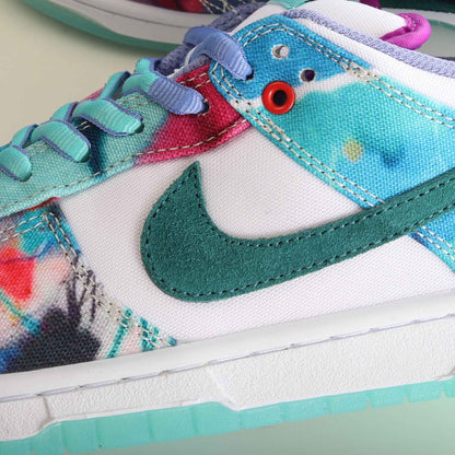 Nike SB Dunk Low Futura Laboratories